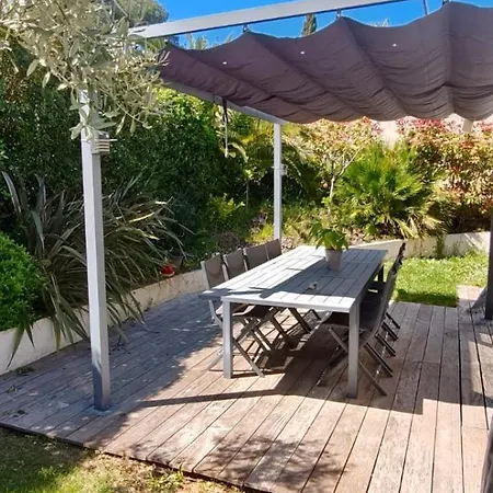 Luxurious Air-conditioned 3-bedroom With Swimming Pool And Garden * Saint-Raphaël